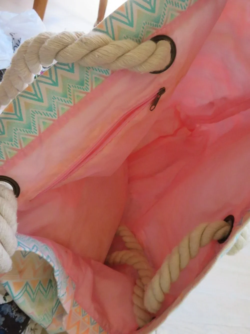 2010s Chevron Beach Bag Rope Handles Blue Pink